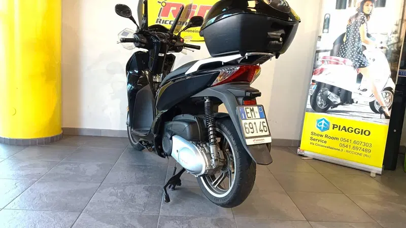 Honda SH 300 i ABS (2016 - 20) (5)