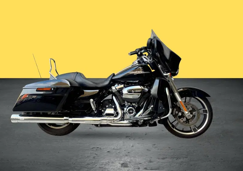 Harley-Davidson 107 Street Glide (2017 - 19) - FLHX (3)