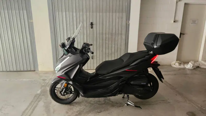Honda Forza 350 Deluxe (2025 - 26) (3)