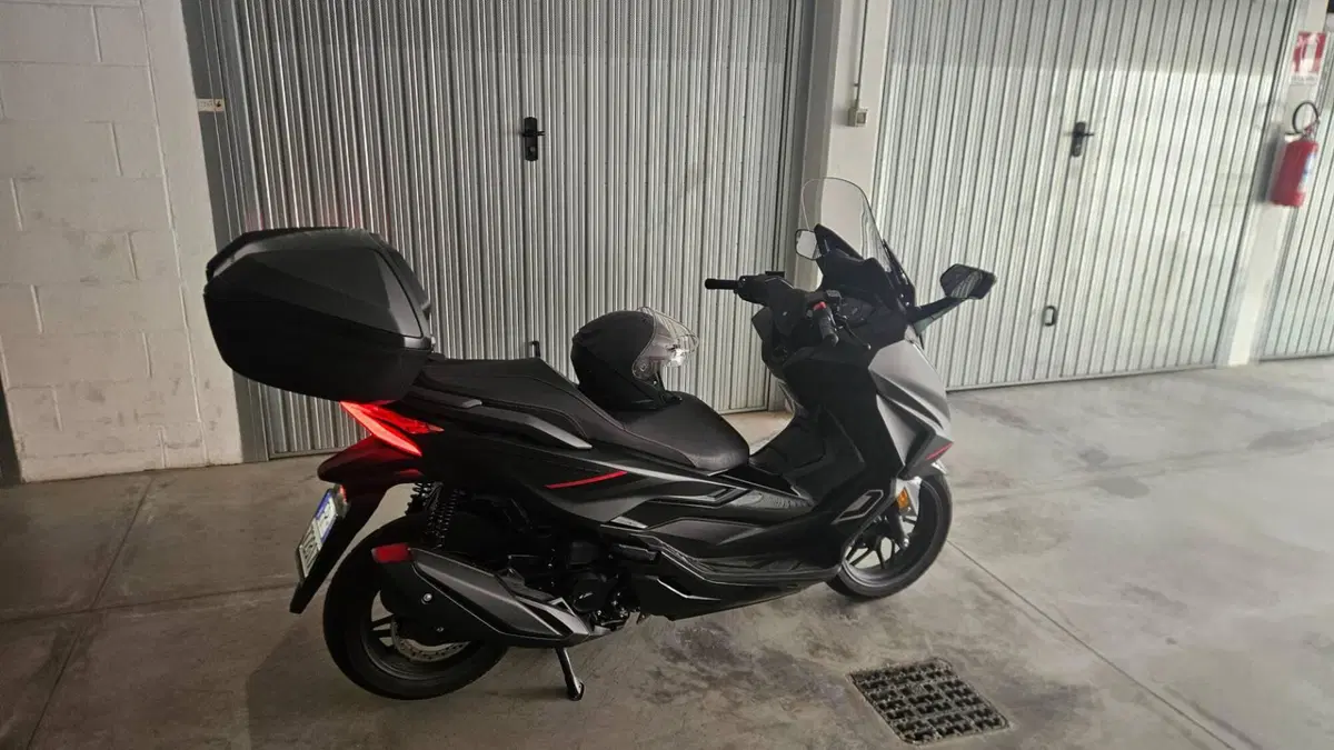 Honda Forza 350 Deluxe (2025 - 26) (7)