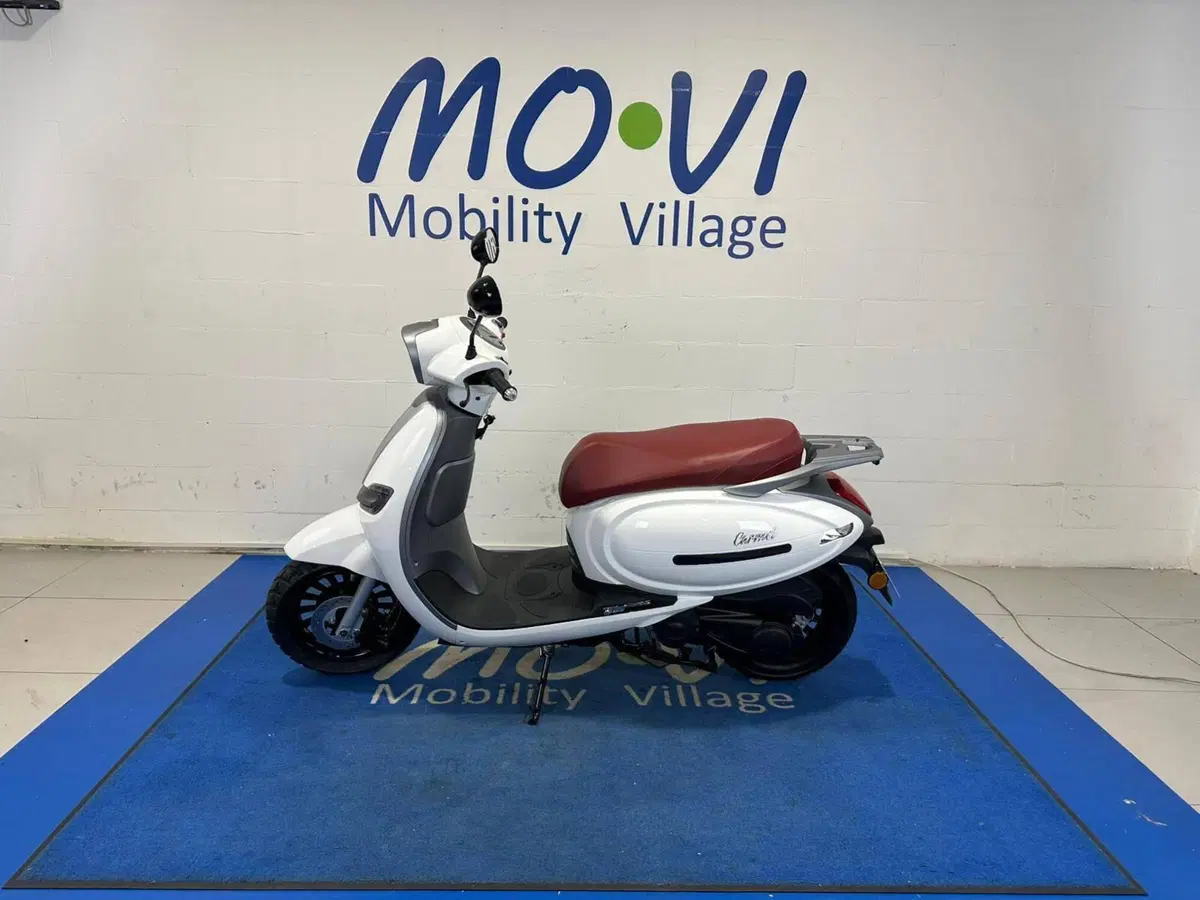 Um Italia Carmel 125 (2025 - 26) (5)