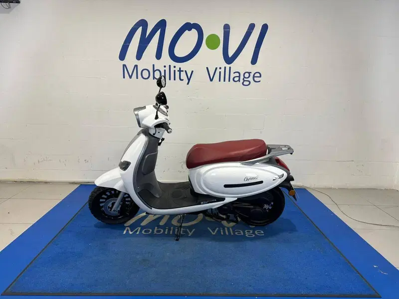 Um Italia Carmel 125 (2025 - 26) (5)