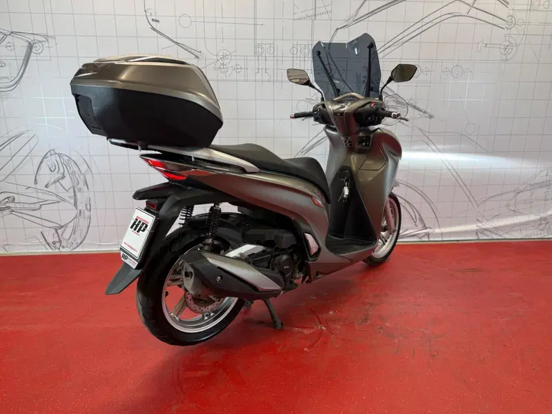 Honda SH 350 (2021 - 24) (3)