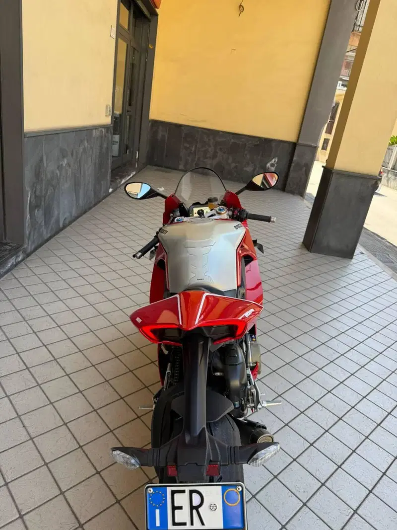 Ducati Panigale V4 R 1000 (2019 - 20) (3)