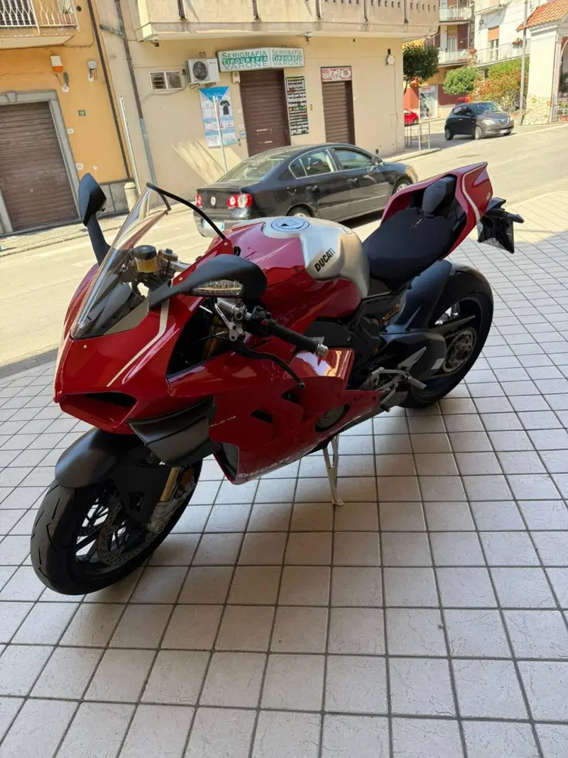 Ducati Panigale V4 R 1000 (2019 - 20) (4)