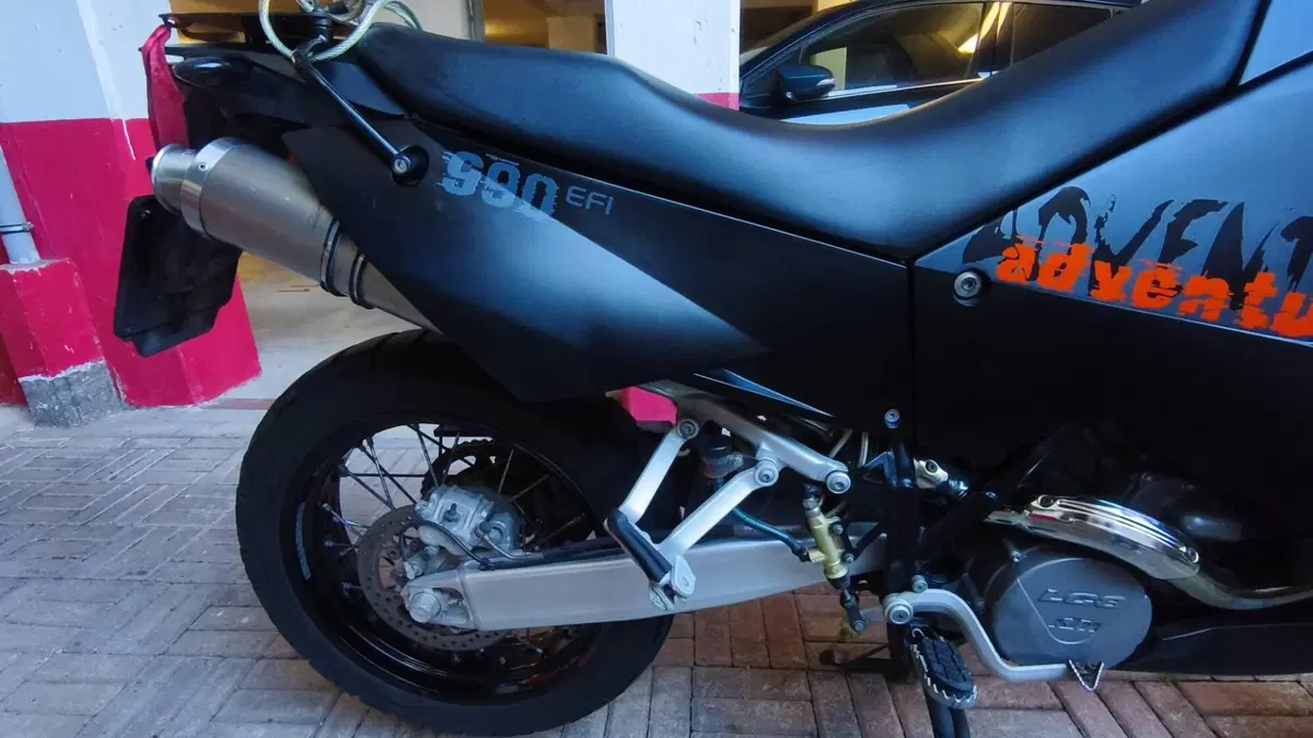 KTM 990 Adventure (2006 - 08) (6)