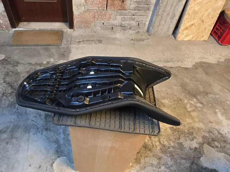 Sella originale BMW F900GS (2)