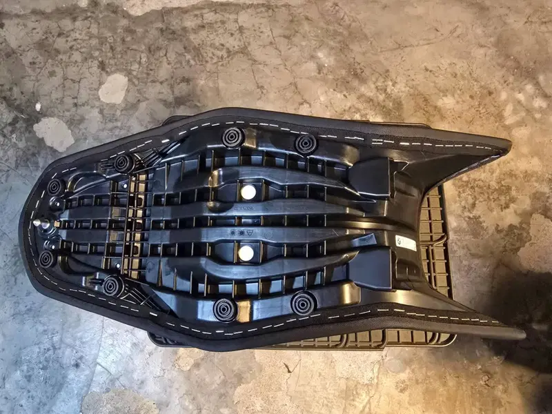 Sella originale BMW F900GS (4)