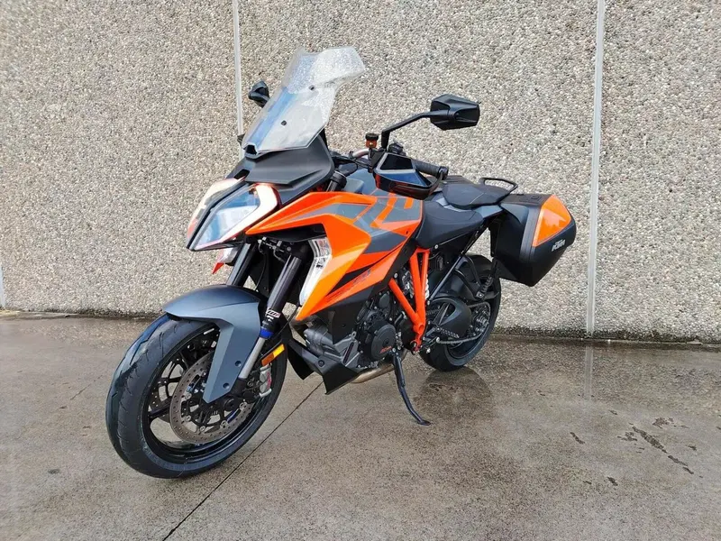 KTM 1290 Super Duke GT (2022 - 25) (4)