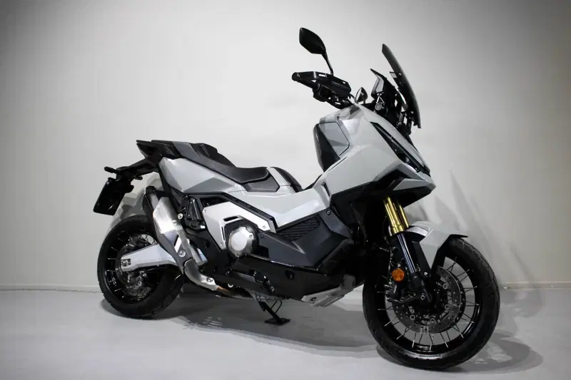 Honda X-ADV 750 (2025 - 26) (2)