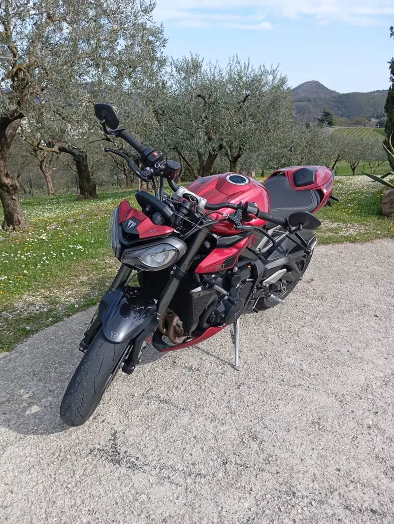 Triumph Street Triple 765 RS (2023 - 26) (7)
