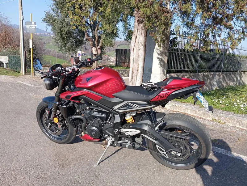 Triumph Street Triple 765 RS (2023 - 26) (8)