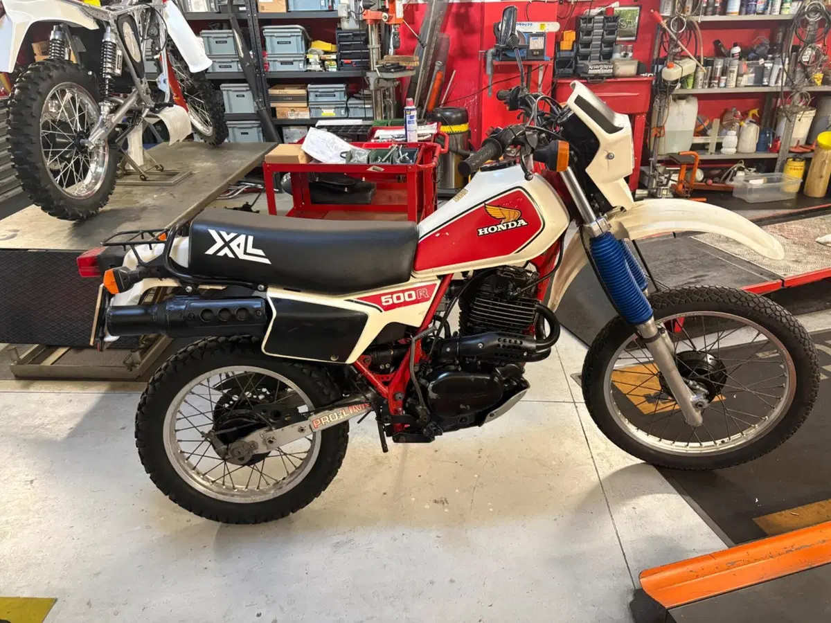 Honda Xlr