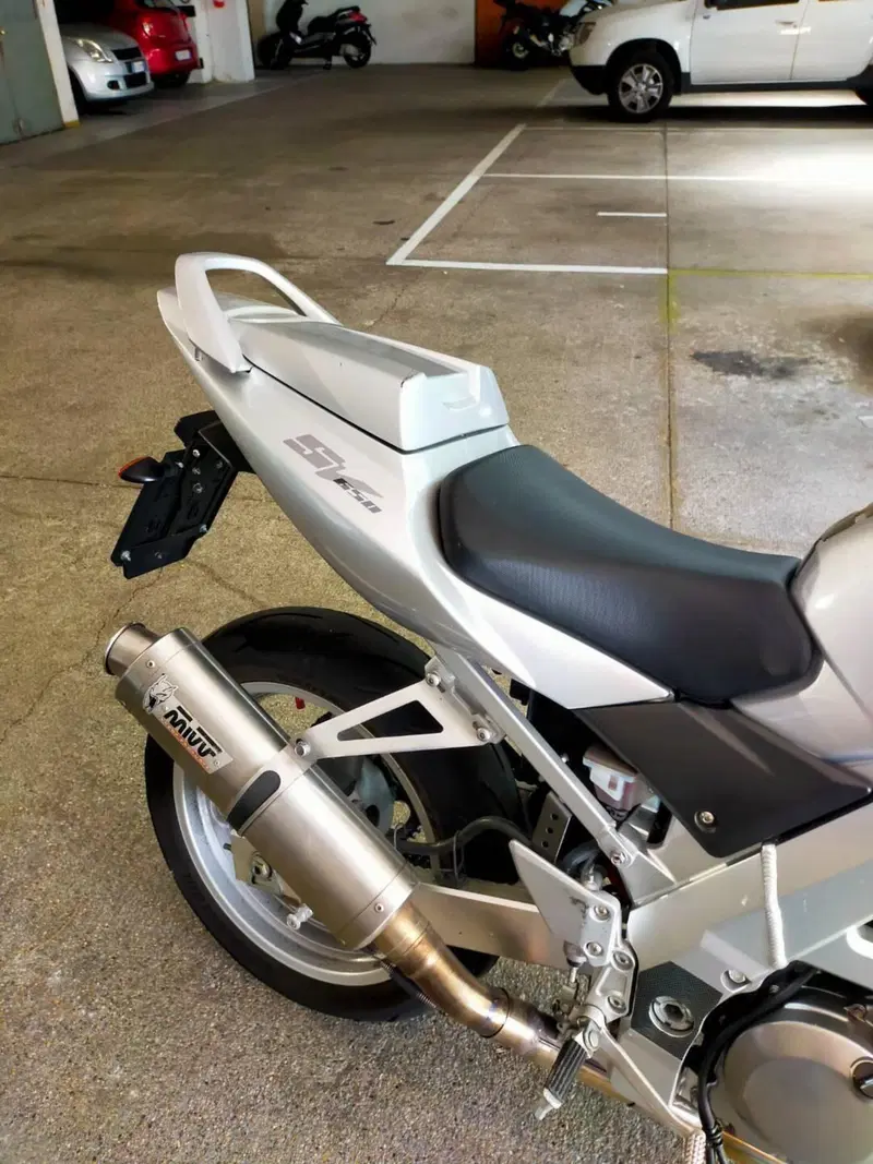 Suzuki SV 650 (2003 - 06) (4)