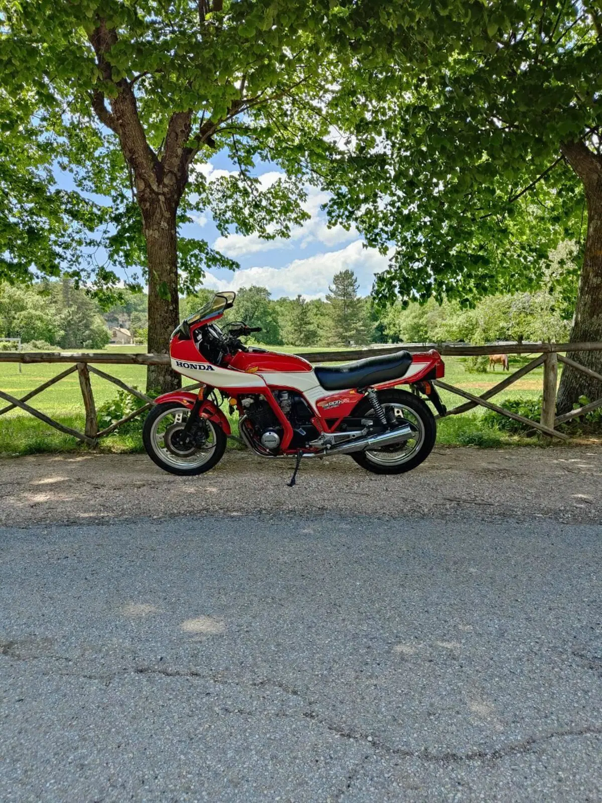 Honda CB900 
