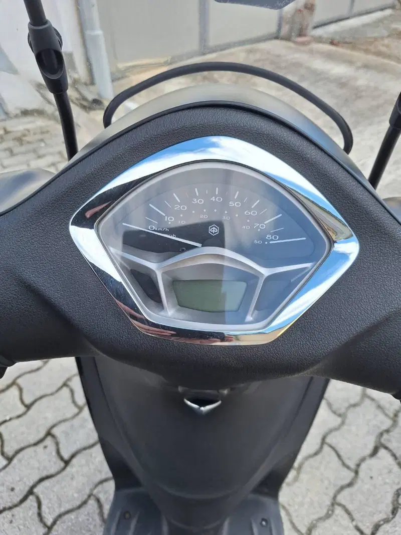 Piaggio Liberty 50 S (2018 - 20) (4)