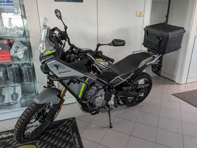 CFMOTO 450MT (2024 - 26) usata