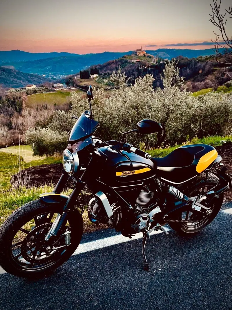 Ducati Scrambler 800 Full Throttle (2017 - 21)
