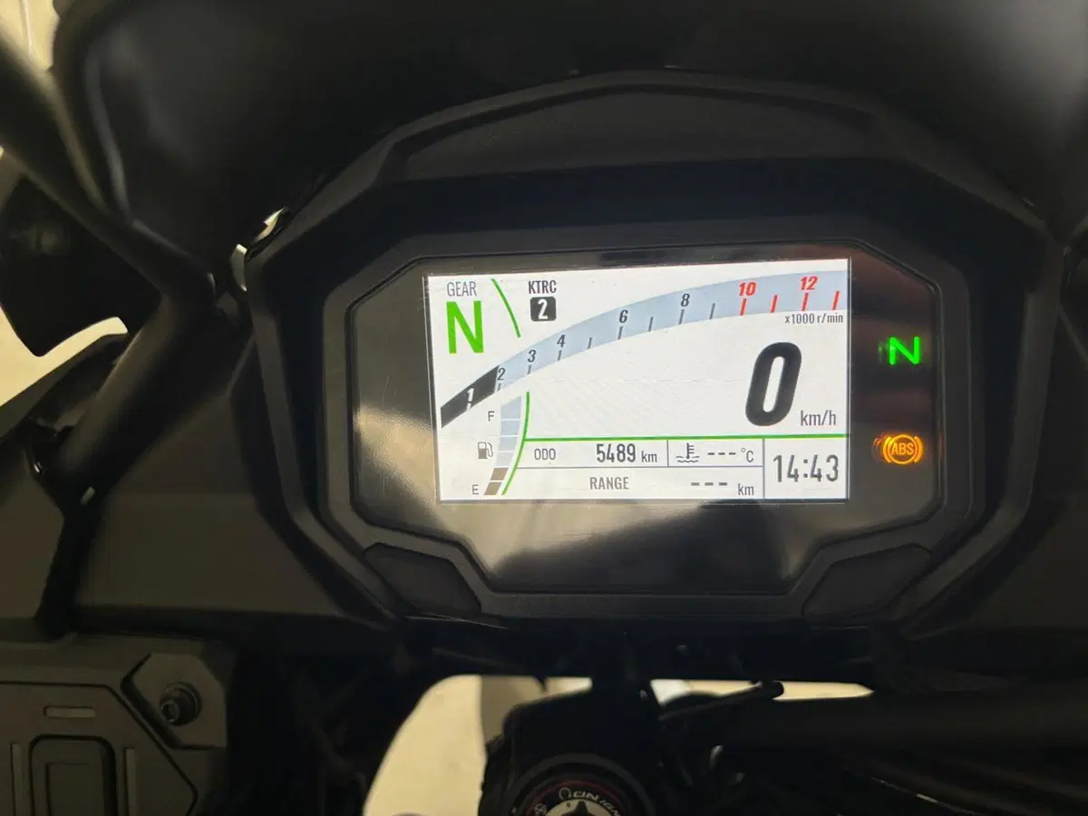 Kawasaki Versys 650 Tourer (2025 - 26) (5)