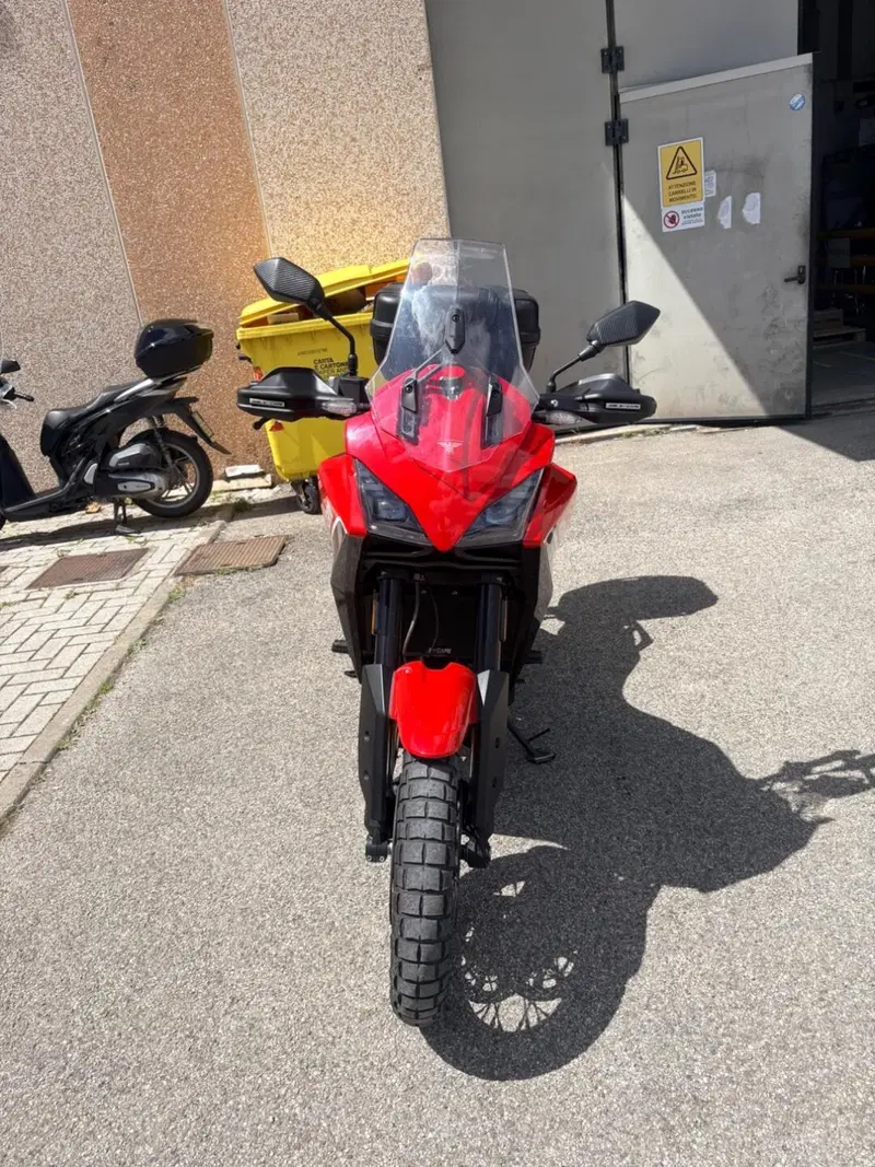 Moto Morini X-Cape 650 Gold Wheels Edition (2022 - 26) (11)