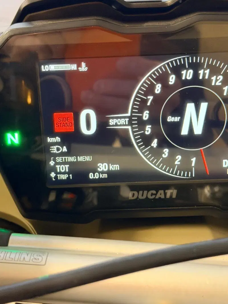 Ducati Panigale V4 1100 SP (2021) (7)