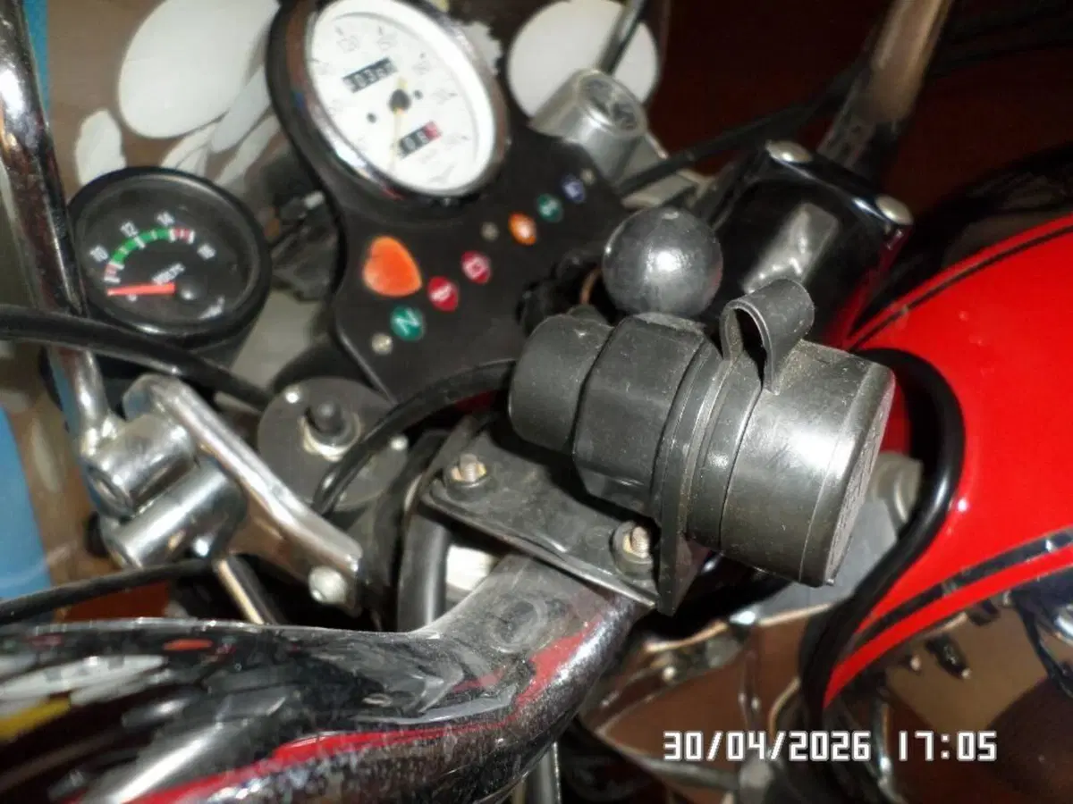 Moto Guzzi California Stone Metal (2001 - 06) (14)