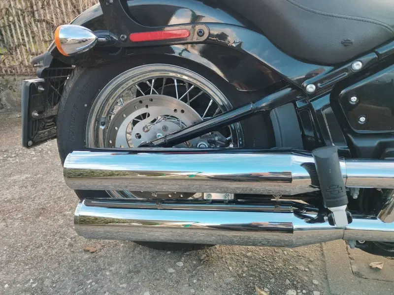 Harley-Davidson Softail Standard (2020) - FXST (13)