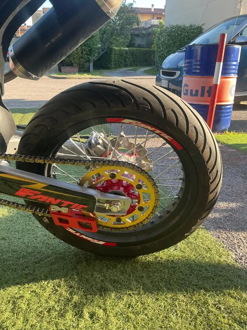 Fantic Motor XMF 125 Motard Competition 4T (2023 - 24) (11)
