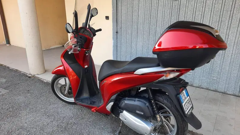 Honda SH 150i ABS (2013 - 16) (5)