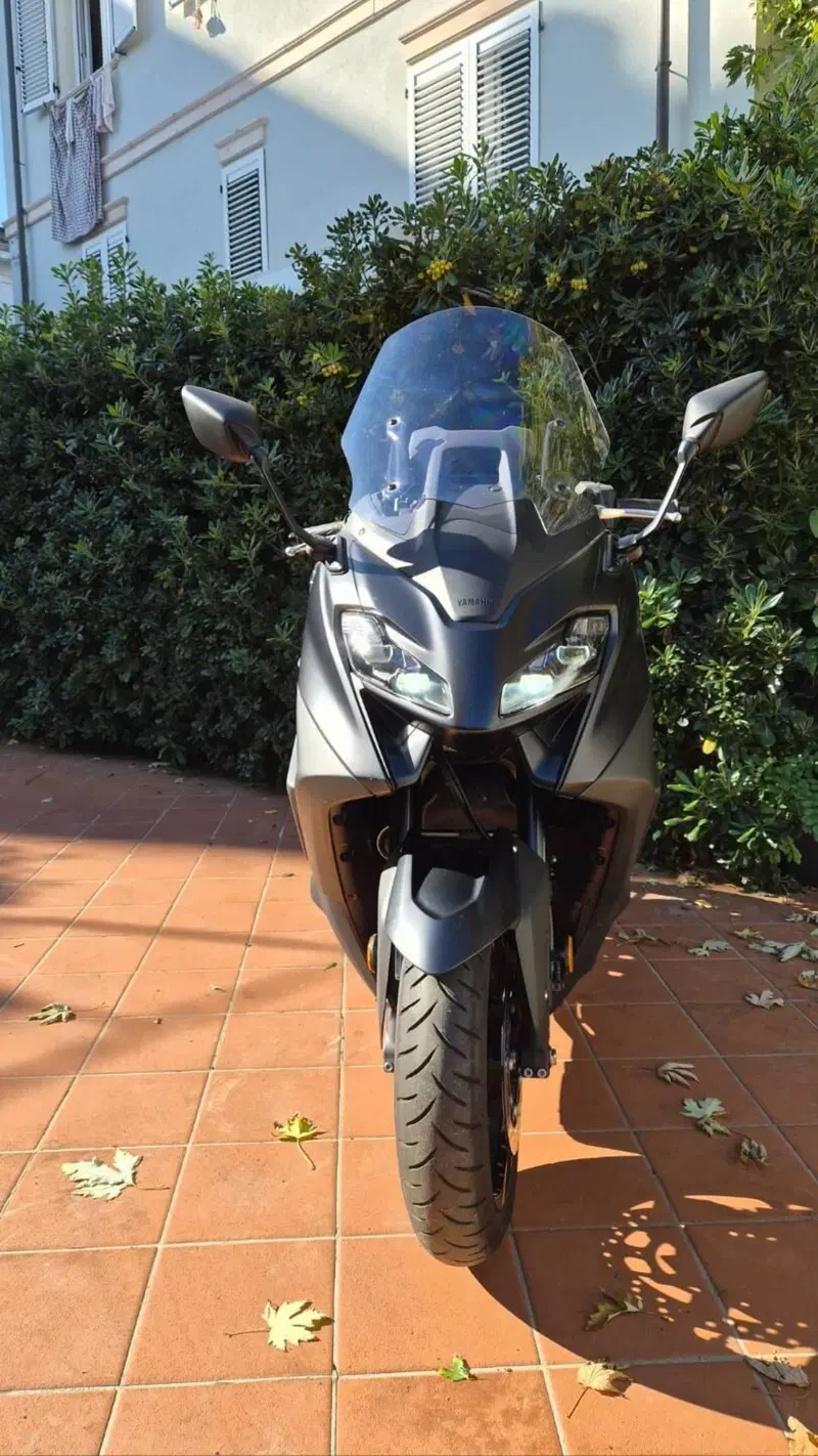 Yamaha T-Max 560 (2022 - 24)