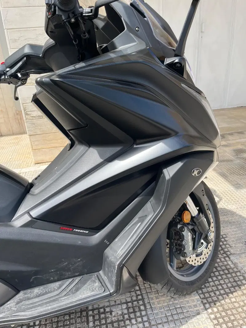 Kymco AK 550 ETS (2021 - 26) (4)