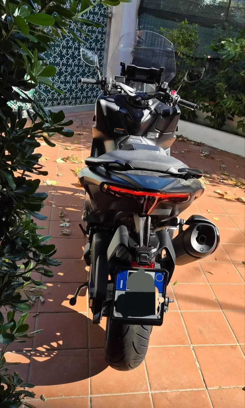 Yamaha T-Max 560 (2022 - 24) (9)