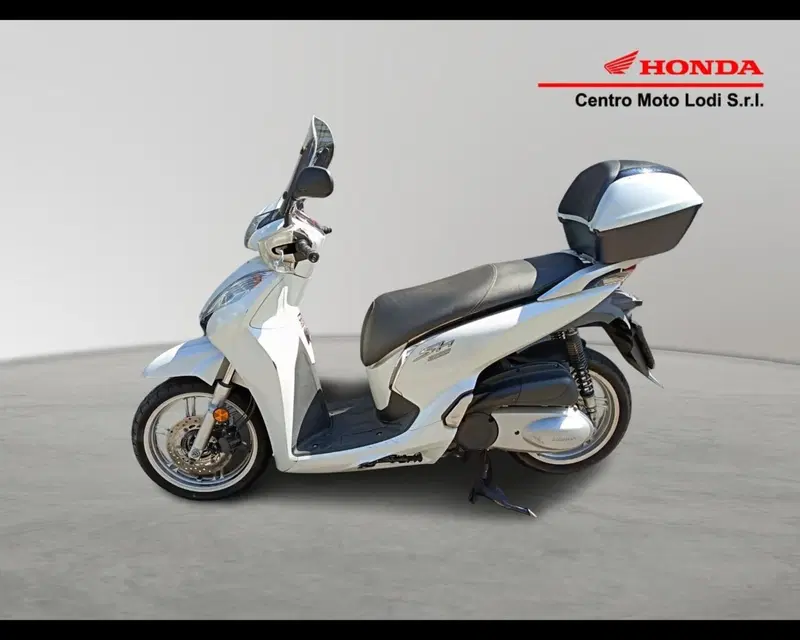 Honda SH 300 i ABS (2016 - 20) (3)