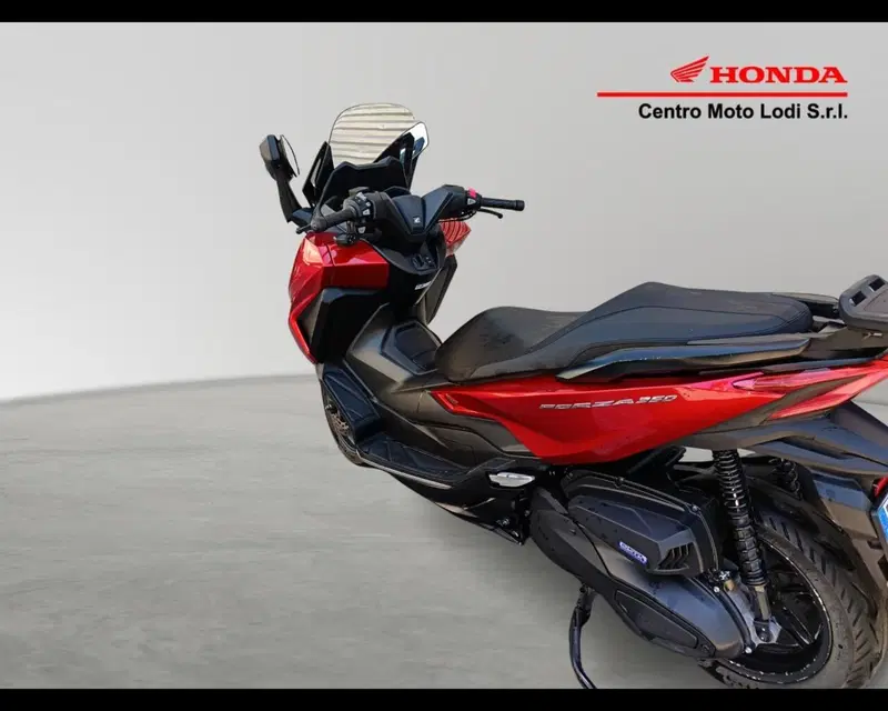 Honda Forza 350 (2022 - 24) (7)