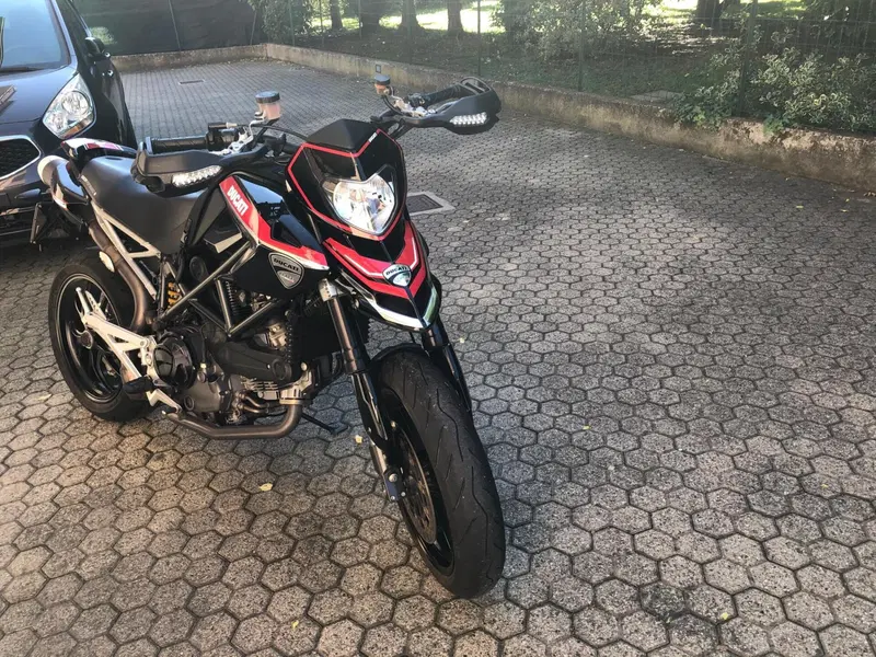 Ducati Hypermotard 1100 EVO (2010 - 12)