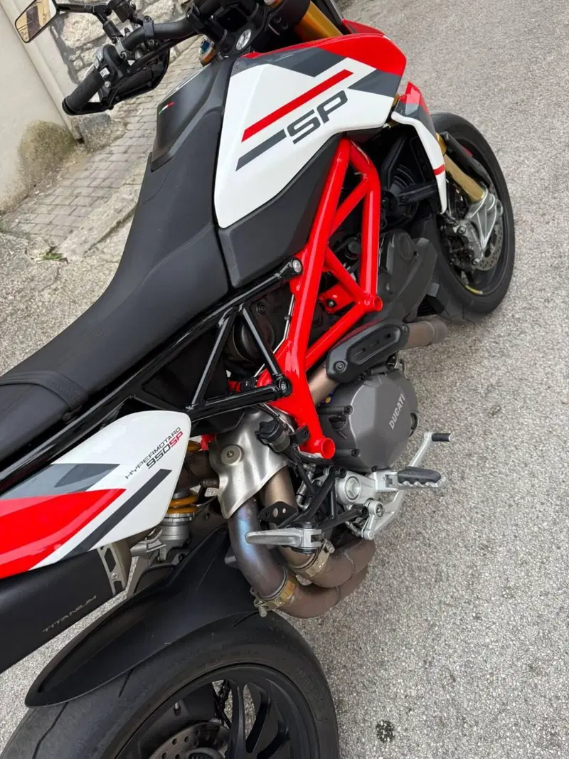 Ducati Hypermotard 950 SP (2022 - 25) (6)