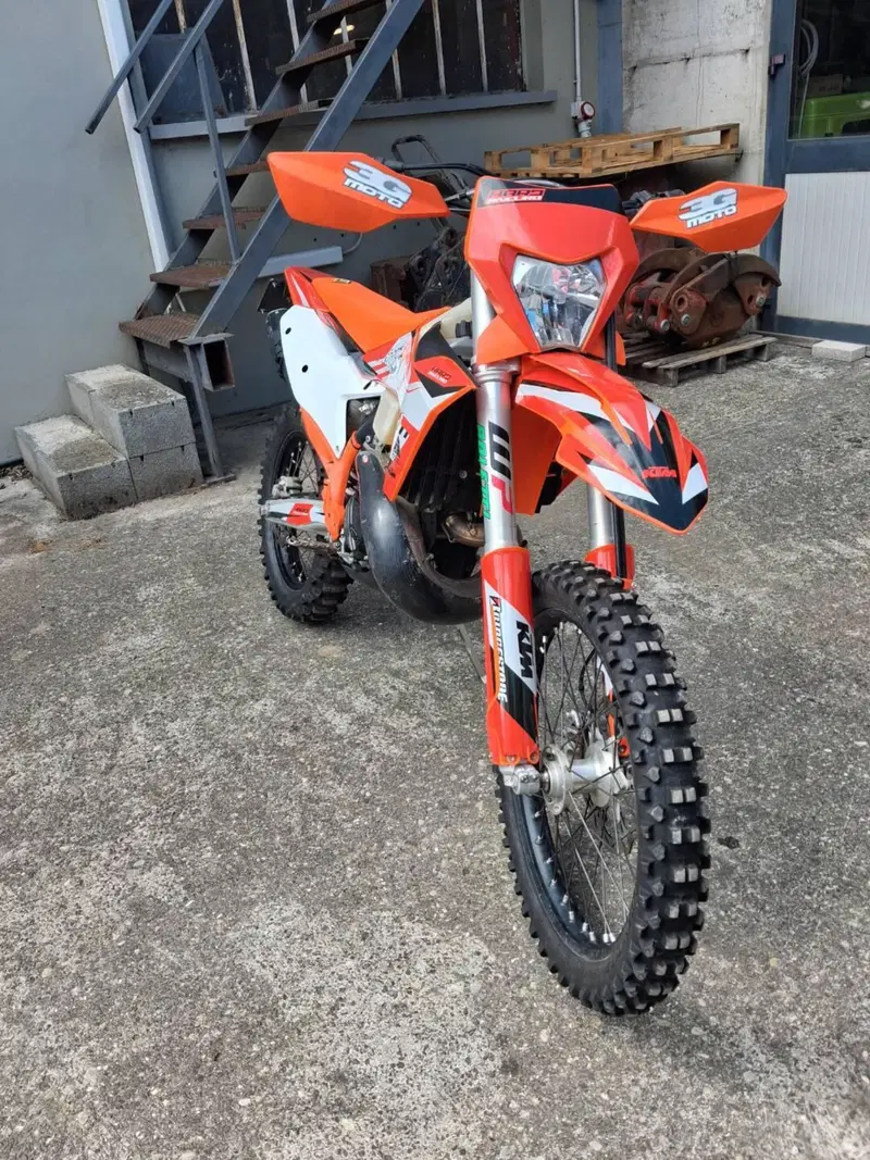 KTM 250 EXC TBI (2024)