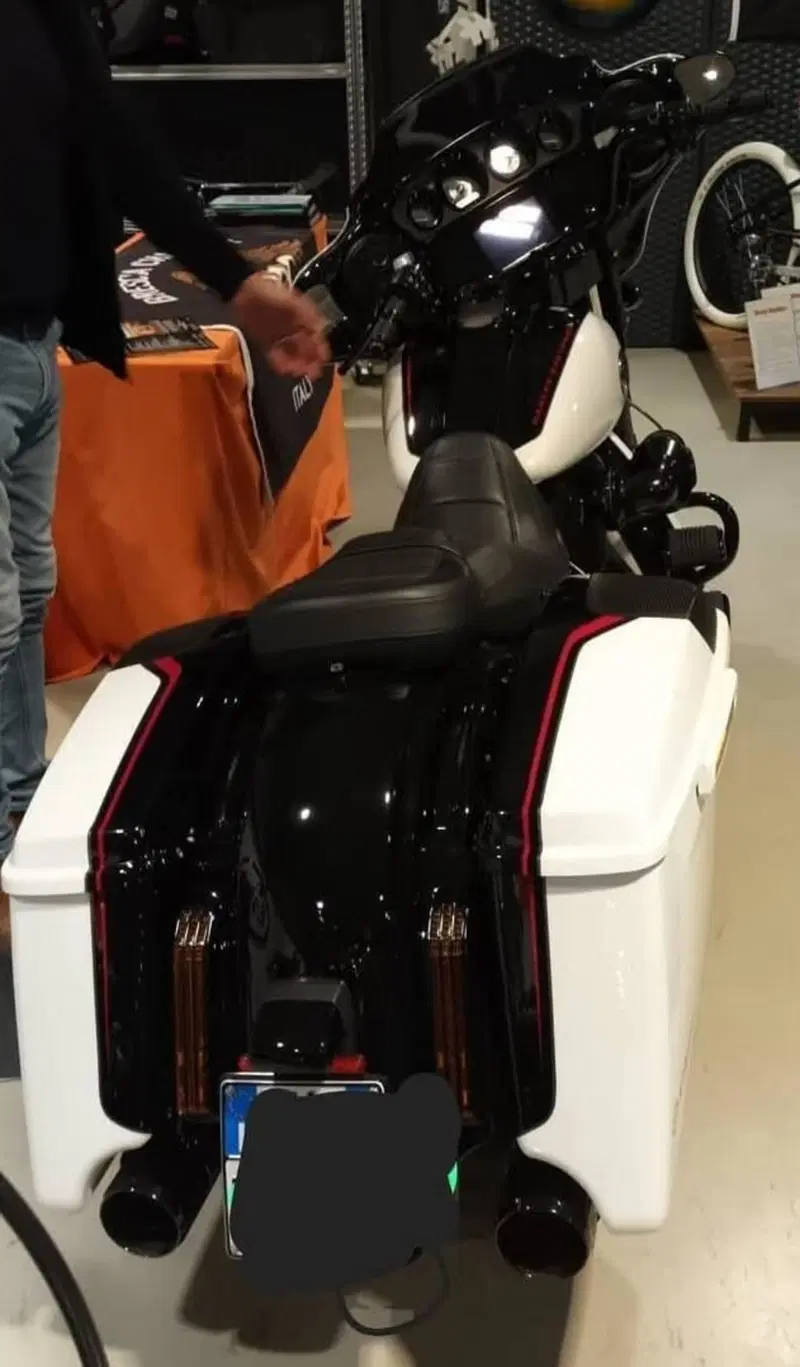 Harley-Davidson 117 Street Glide (2021) - FLHXSE