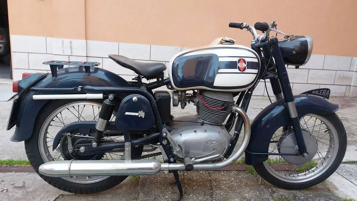 Gilera 300 Extra (2)