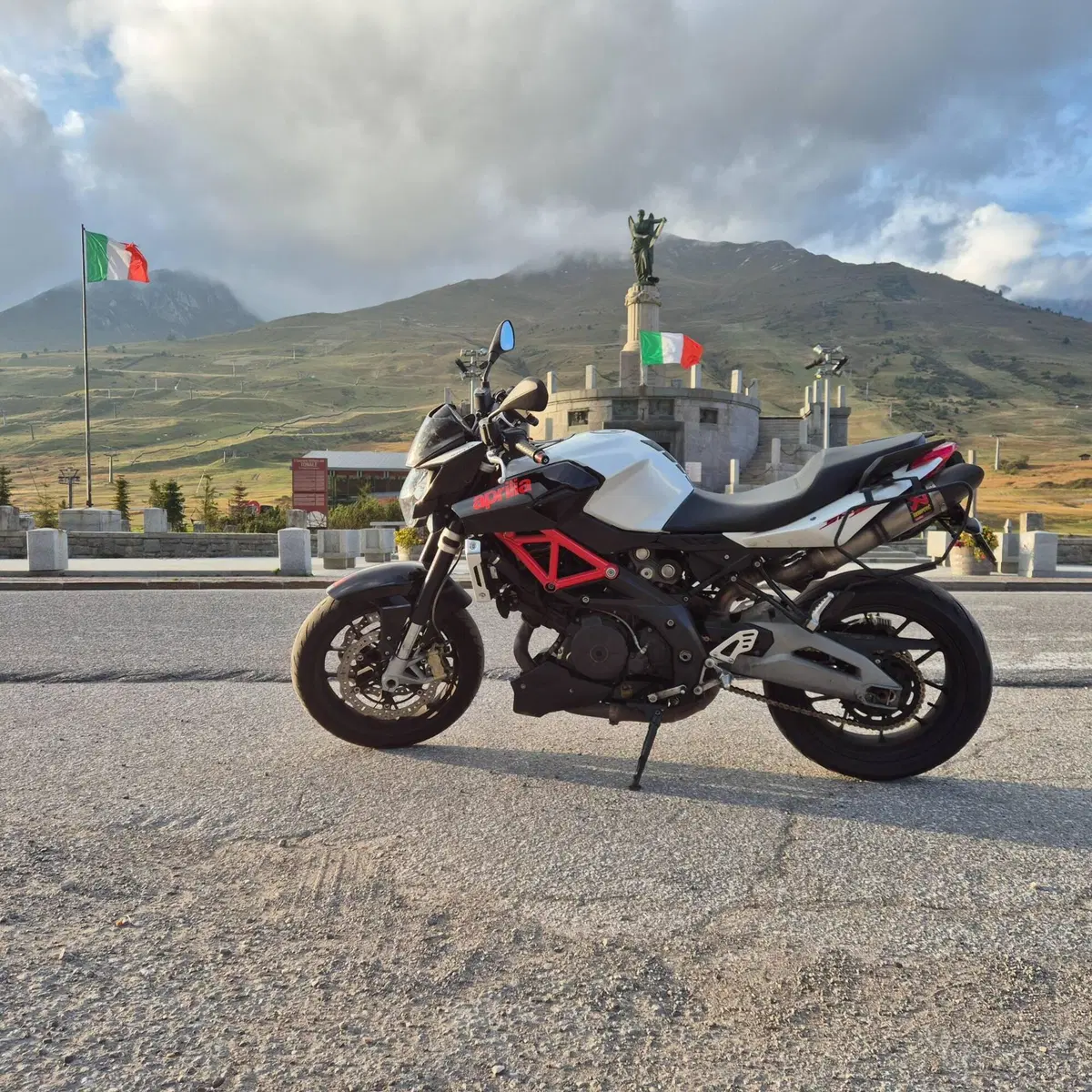 Aprilia Shiver 750 (2010 - 16) (2)