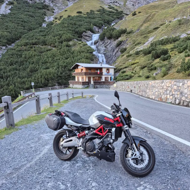 Aprilia Shiver 750 (2010 - 16) (3)