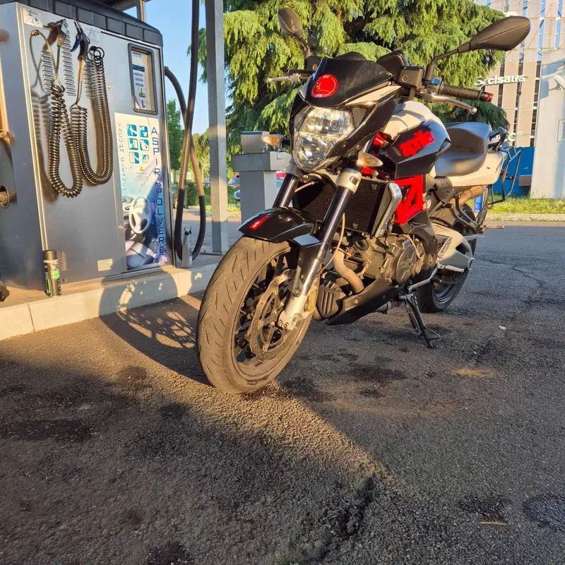 Aprilia Shiver 750 (2010 - 16) (5)