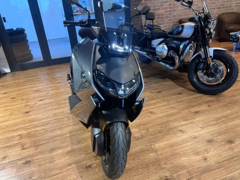 Bmw CE 04 (2021 - 25) (3)