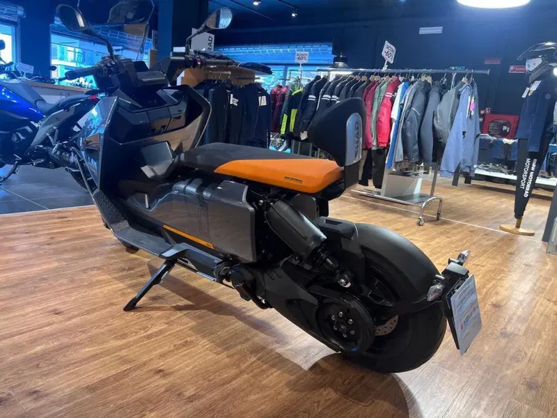 Bmw CE 04 (2021 - 25) (6)