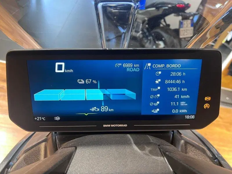Bmw CE 04 (2021 - 25) (7)