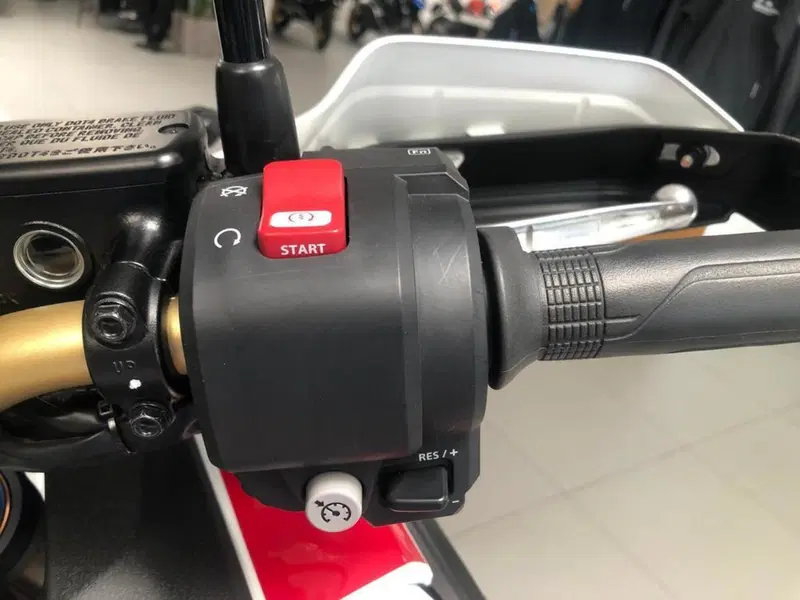 Honda Africa Twin CRF 1100L Adventure Sports (2022 - 23) (4)