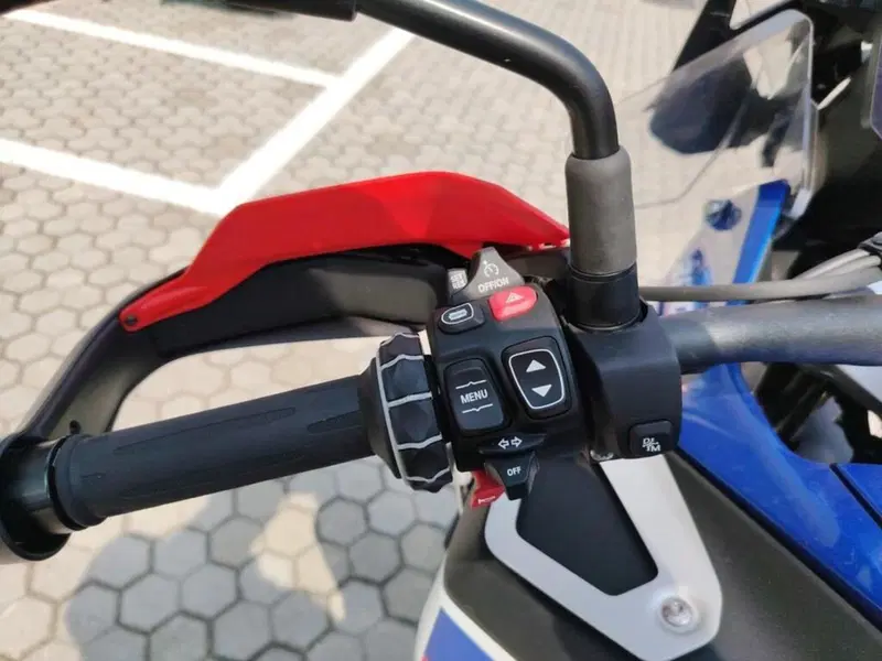 Bmw R 1300 GS Adventure Trophy (2025 - 26) (9)