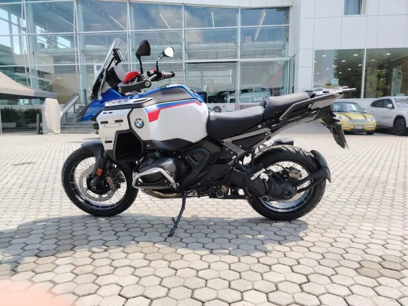 Bmw R 1300 GS Adventure Trophy (2025 - 26) (4)