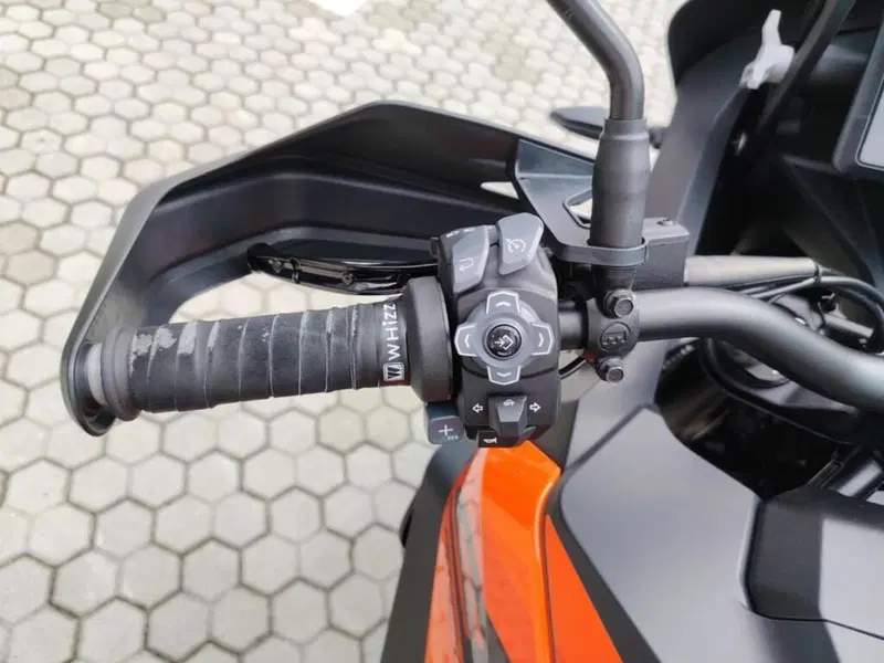 KTM 1290 Super Adventure S (2022 - 25) (9)