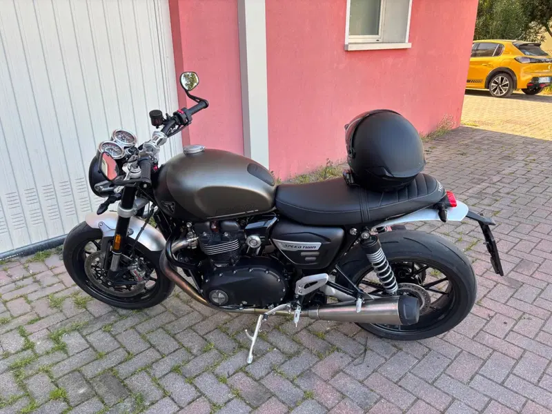 Triumph Speed Twin 1200 (2021 - 24) (2)